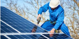 Installation Maintenance Panneaux Solaires Photovoltaïques à Belcastel-et-Buc